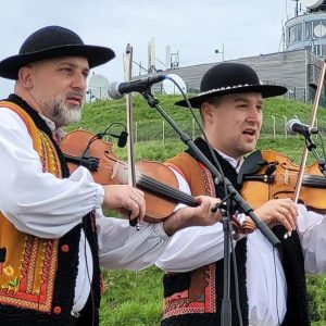 le groupe de pologne Szymek Tylka zespol au puy de Dôme